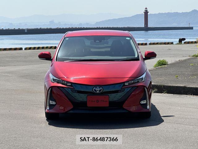 Toyota PRIUS PHV 2017-05 6911572-23