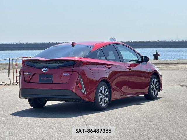 Toyota PRIUS PHV 2017-05 6911572-2