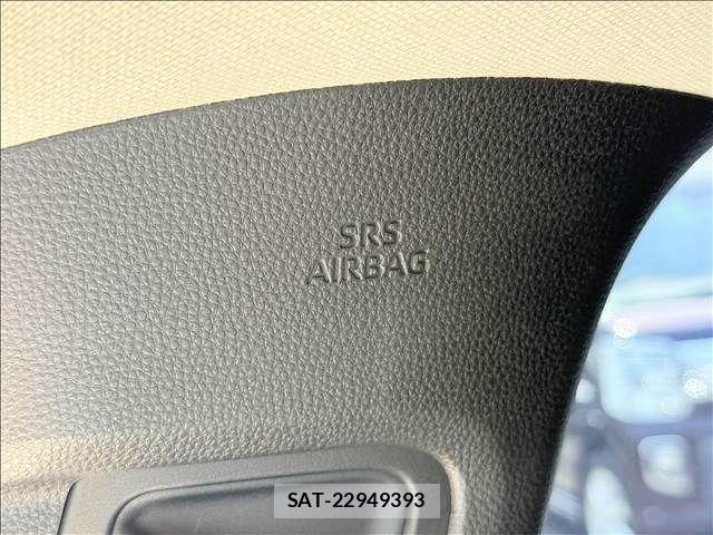 Toyota PRIUS PHV 2023-06 6997482-27