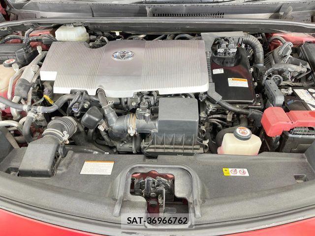 Toyota PRIUS PHV 2017-05 6997486-17