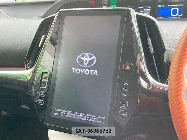 Toyota PRIUS PHV 2017-05 6997486-2
