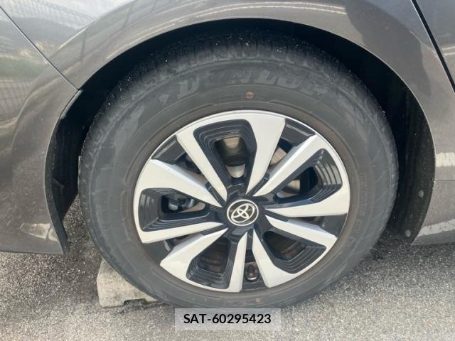Toyota PRIUS PHV 2017-06 6997490-7