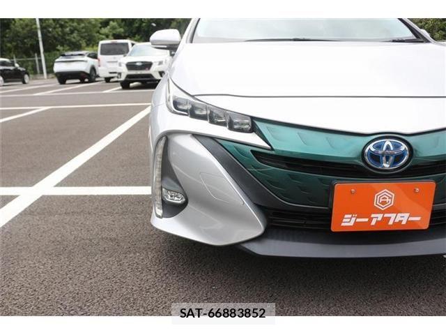 Toyota PRIUS PHV 2019-05 7021314-25