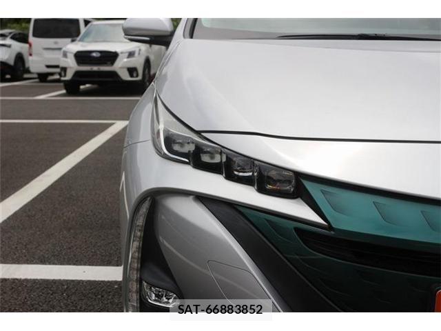 Toyota PRIUS PHV 2019-05 7021314-26