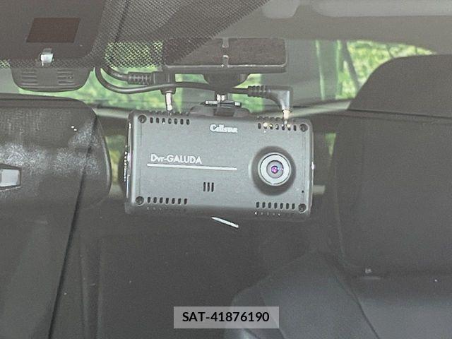 Toyota PRIUS PHV 2020-09 7021309-5