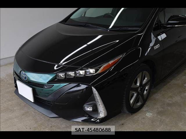 Toyota PRIUS PHV 2019-06 7021310-12