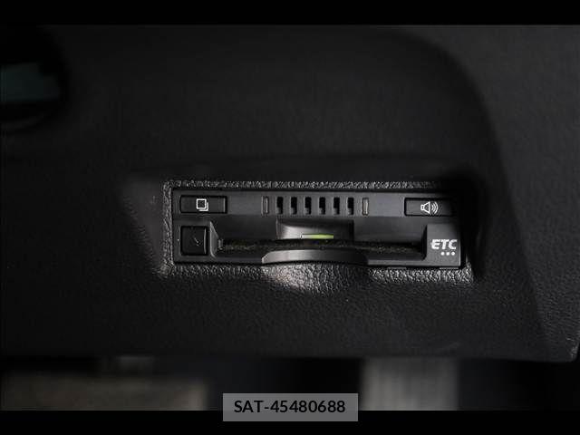 Toyota PRIUS PHV 2019-06 7021310-15