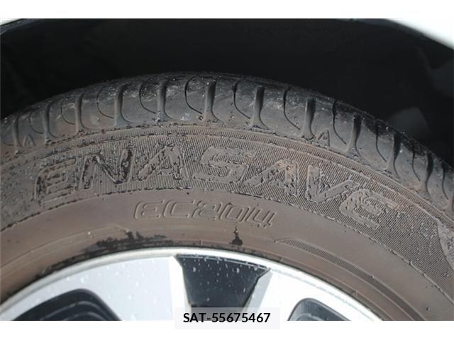Toyota PRIUS PHV 2019-02 7060344-15