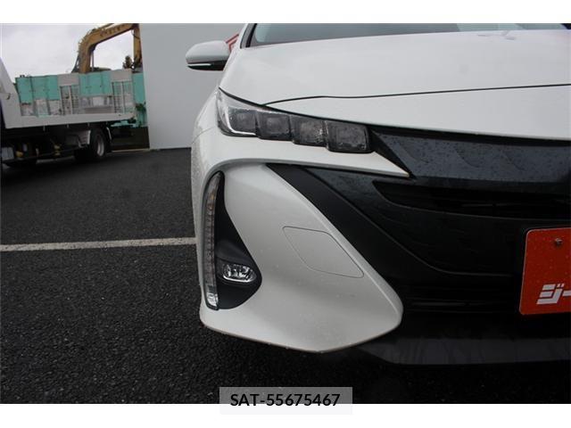 Toyota PRIUS PHV 2019-02 7060344-16