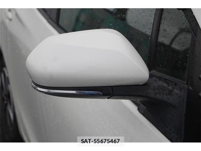 Toyota PRIUS PHV 2019-02 7060344-20