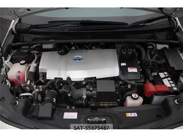 Toyota PRIUS PHV 2019-02 7060344-29