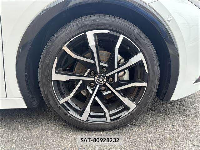 Toyota PRIUS PHV 2023-07 7060338-12