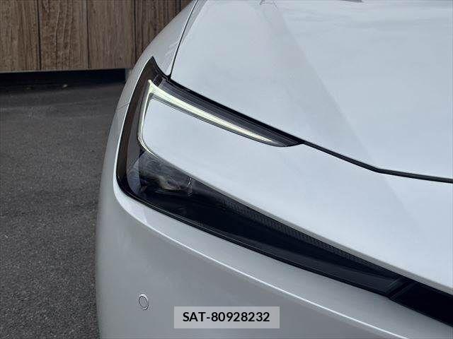 Toyota PRIUS PHV 2023-07 7060338-22