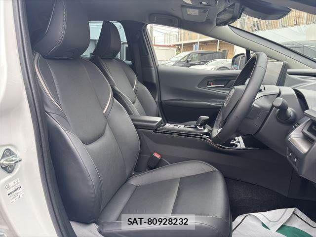 Toyota PRIUS PHV 2023-07 7060338-7