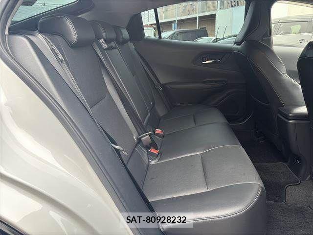 Toyota PRIUS PHV 2023-07 7060338-8