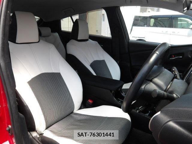 Toyota PRIUS PHV 2018-03 7060340-9