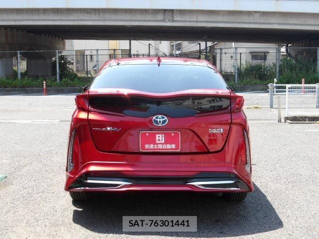 Toyota PRIUS PHV 2018-03 7060340-6