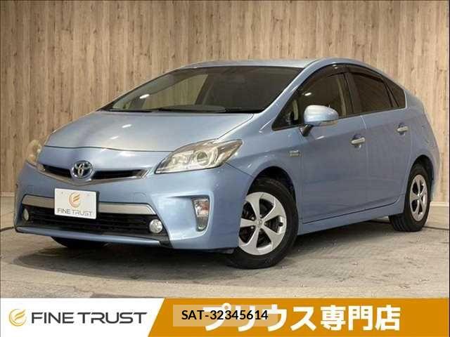 Toyota PRIUS PHV 2012-02 7060341-0
