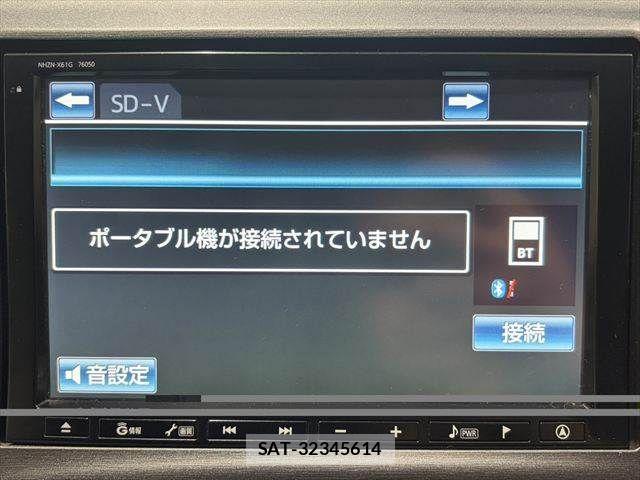 Toyota PRIUS PHV 2012-02 7060341-7