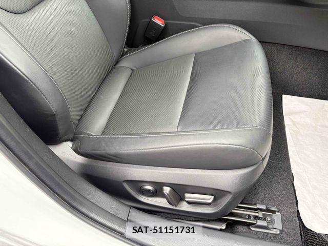 Toyota PRIUS PHV 2023-10 7060335-10