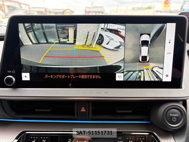 Toyota PRIUS PHV 2023-10 7060335-11