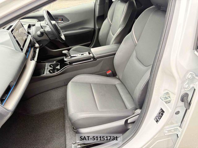 Toyota PRIUS PHV 2023-10 7060335-21