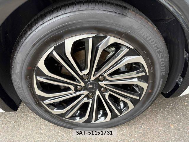 Toyota PRIUS PHV 2023-10 7060335-6