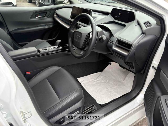 Toyota PRIUS PHV 2023-10 7060335-7