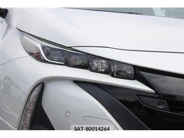 Toyota PRIUS PHV 2019-06 7060342-11