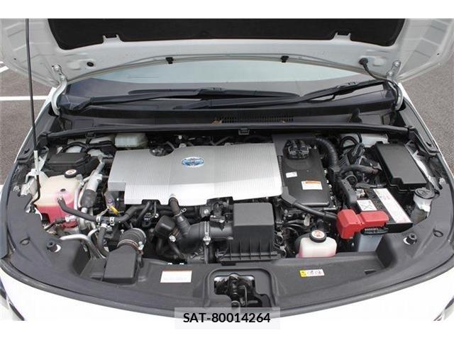 Toyota PRIUS PHV 2019-06 7060342-19