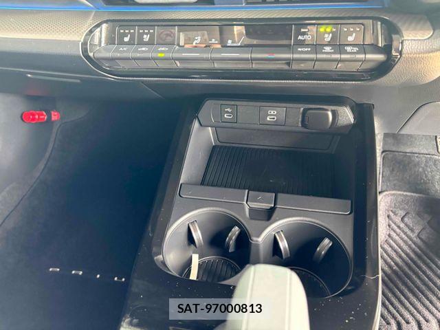 Toyota PRIUS PHV 2024-12 7223936-16