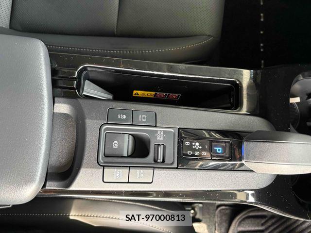 Toyota PRIUS PHV 2024-12 7223936-17