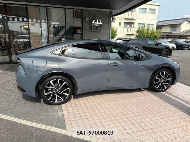 Toyota PRIUS PHV 2024-12 7223936-3