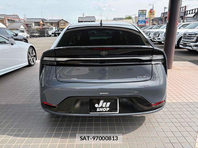 Toyota PRIUS PHV 2024-12 7223936-5