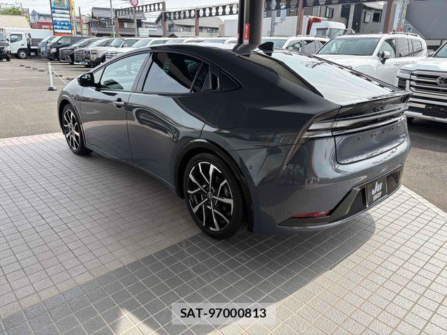 Toyota PRIUS PHV 2024-12 7223936-6