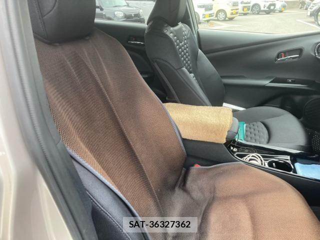 Toyota PRIUS PHV 2018-12 7223930-5
