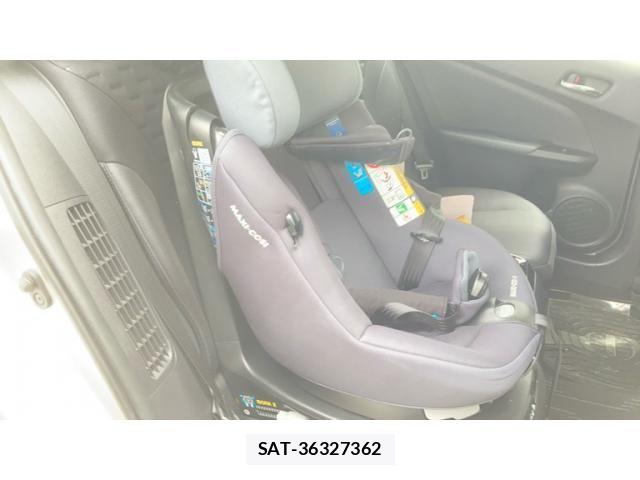 Toyota PRIUS PHV 2018-12 7223930-6