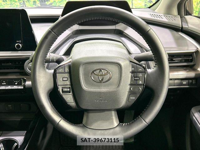 Toyota PRIUS PHV 2025-05 7223935-10