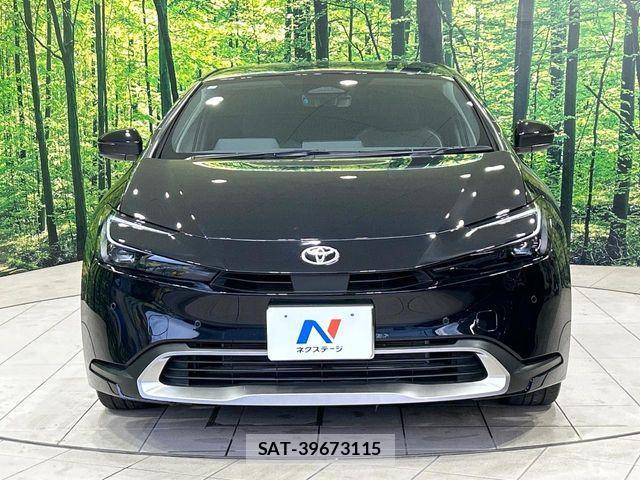Toyota PRIUS PHV 2025-05 7223935-13