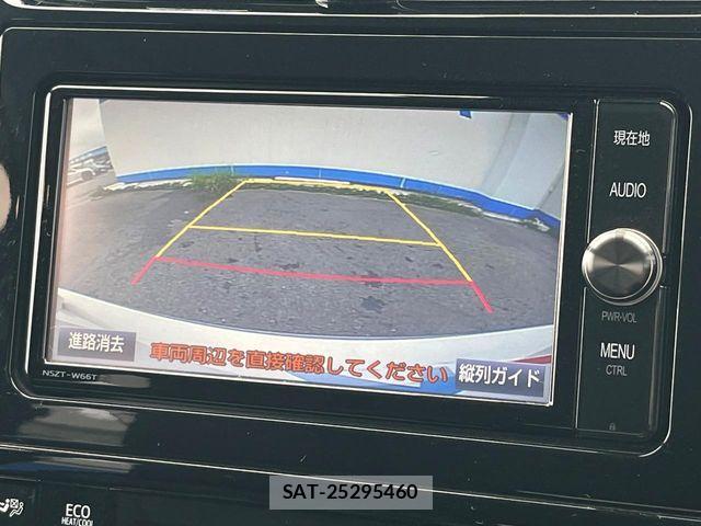 Toyota PRIUS PHV 2018-07 7223928-4