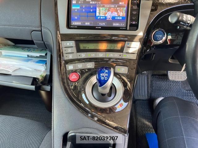 Toyota PRIUS PHV 2014-09 7223918-13