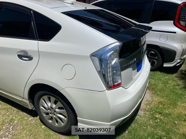 Toyota PRIUS PHV 2014-09 7223918-1
