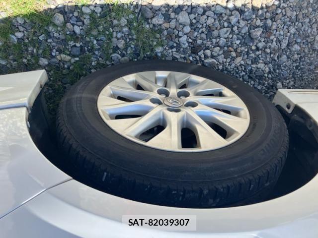 Toyota PRIUS PHV 2014-09 7223918-2