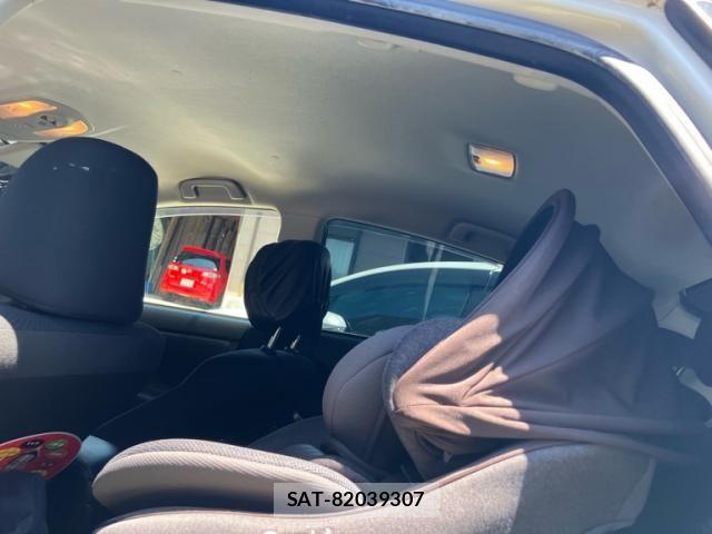 Toyota PRIUS PHV 2014-09 7223918-8