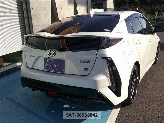 Toyota PRIUS PHV 2018-09 7223927-2