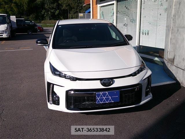 Toyota PRIUS PHV 2018-09 7223927-3