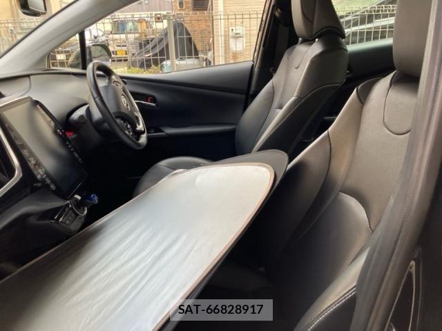 Toyota PRIUS PHV 2021-05 7223931-11