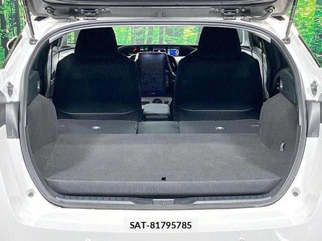 Toyota PRIUS PHV 2017-03 7223920-9