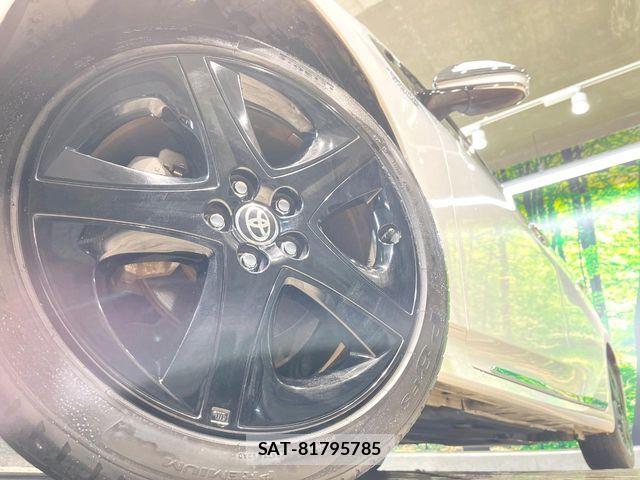 Toyota PRIUS PHV 2017-03 7223920-12