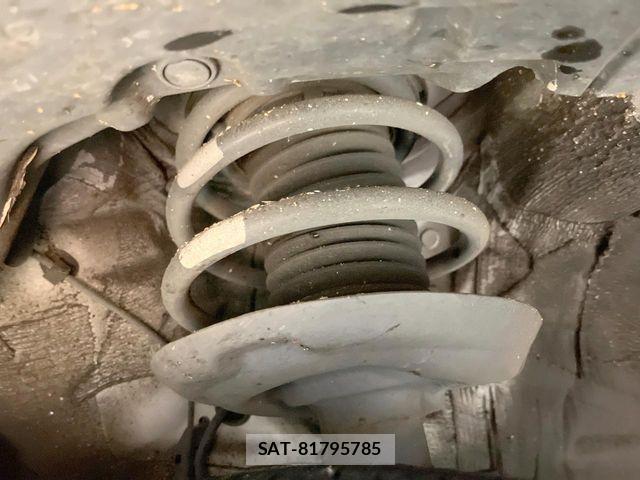 Toyota PRIUS PHV 2017-03 7223920-19